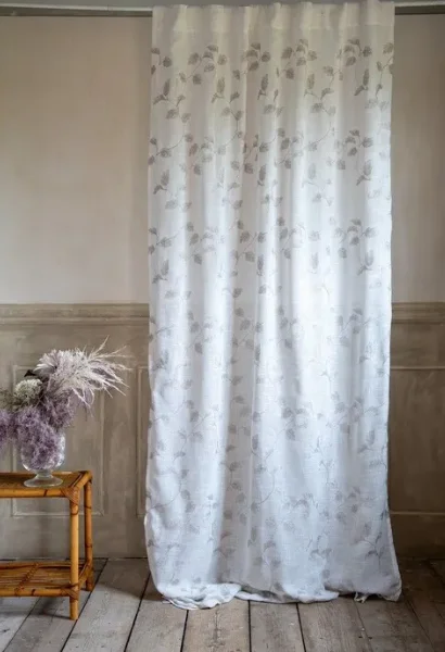 Штора с бежево-серой вышивкой 140х290