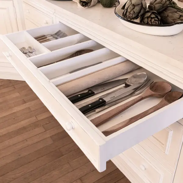 Шкаф с ящиком для хранения столовых приборов Нордик